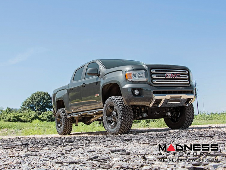 Chevy Colorado 4WD Suspension Lift Kit w/ Lifted Front Struts 6" Lift